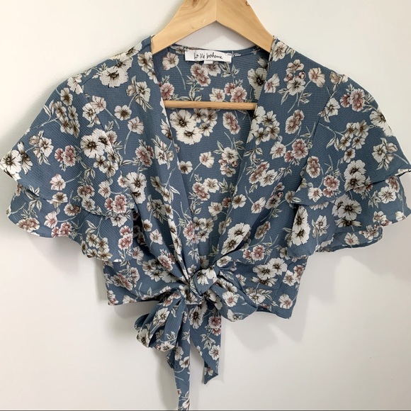 La Vie Boheme Tops - ✨ HOST PICK ✨ La Vie Boheme Floral Kimono Top Size 6